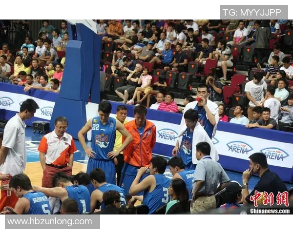 赛后分析:成都篮球队与上海篮球队在比赛中的战术灵活性对比