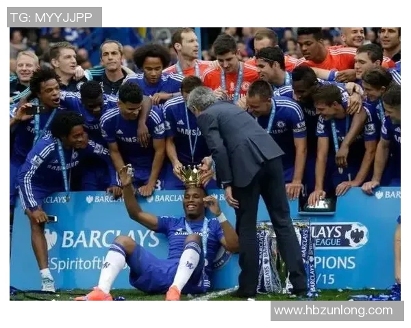 父母的足球梦想与日漫情怀交织的青春故事